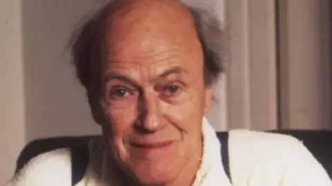 PA Media Roald Dahl, looking straight at the camera