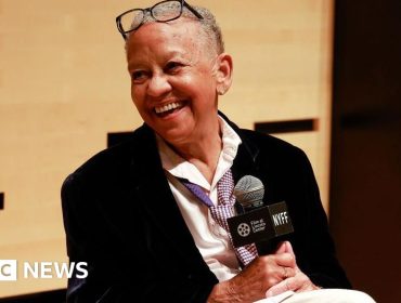 Black arts literary icon Nikki Giovanni dies at 81