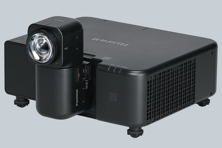 Fujifilm ZUH6000 UST Projector Uses a Rotatable Lens for Adjusting Beam Direction Without Moving the Device