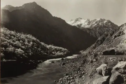 DAG Dras Valley below Karah
Silver gelatin print mounted on card, 1909