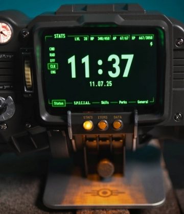Bethesda Fallout Pip-Boy 3000 Replica Gives You a Functional, Highly-Detailed Version of the Wrist-Worn Computer