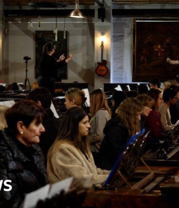 Pianists play 111 pianos in ‘epic’ Newark church fundraiser