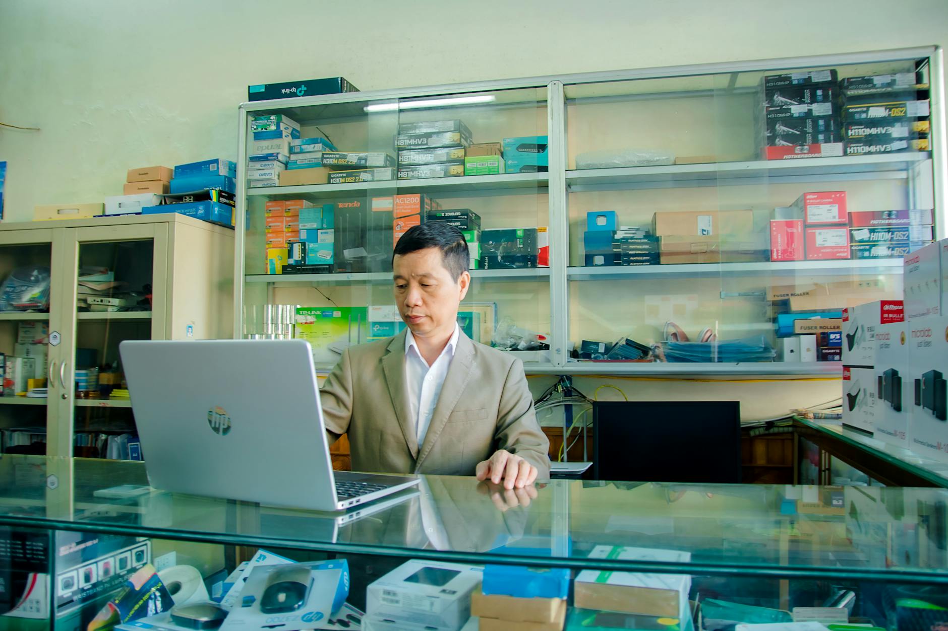 Gaming devices displayed in retail electronics store