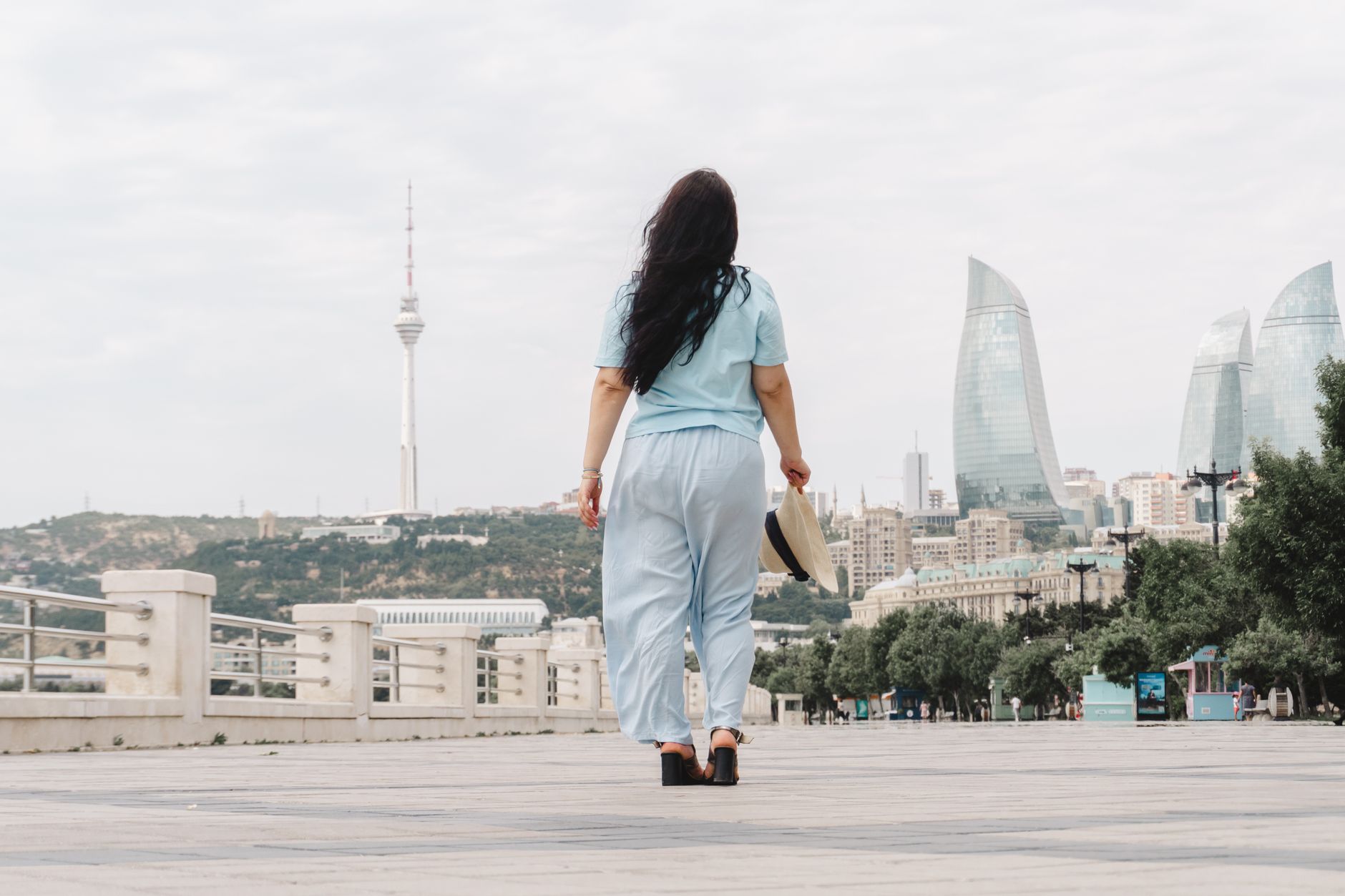 Young woman standing in front of a New York City cultural landmark